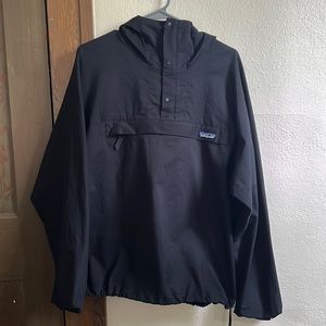 Patagonia windbreaker / rain jacket